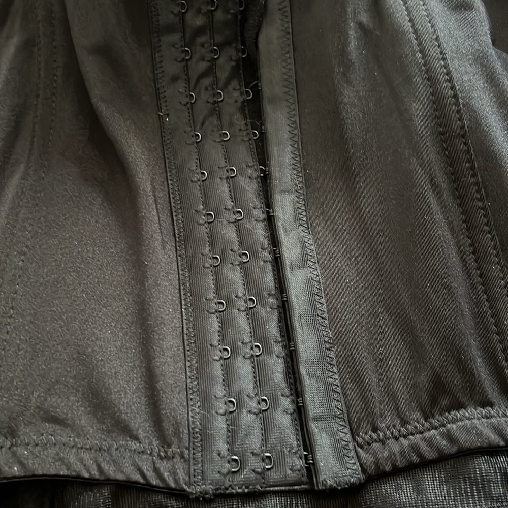 Sexy Black/Silver Studded Corset NWT Size XL - Picture 5 of 8